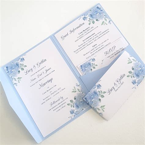 Midnight Blue Night Sky Wedding Invitations (5x7) TextEditable