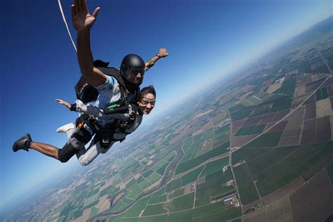 sky diving in southern california