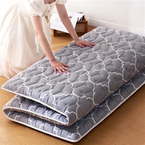 Sleep Better on a Comfortable and Supportive Floor Mat - Discover our Top Picks for Quality Sleep!