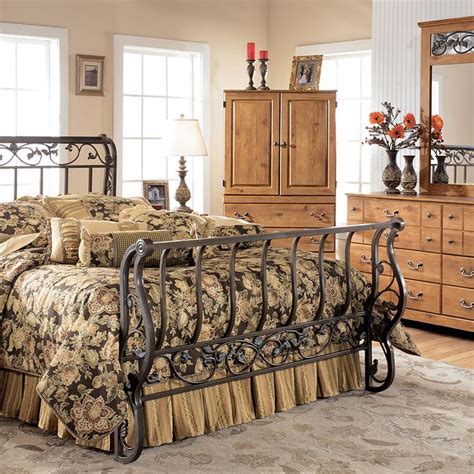 Sleigh Bed Metal
