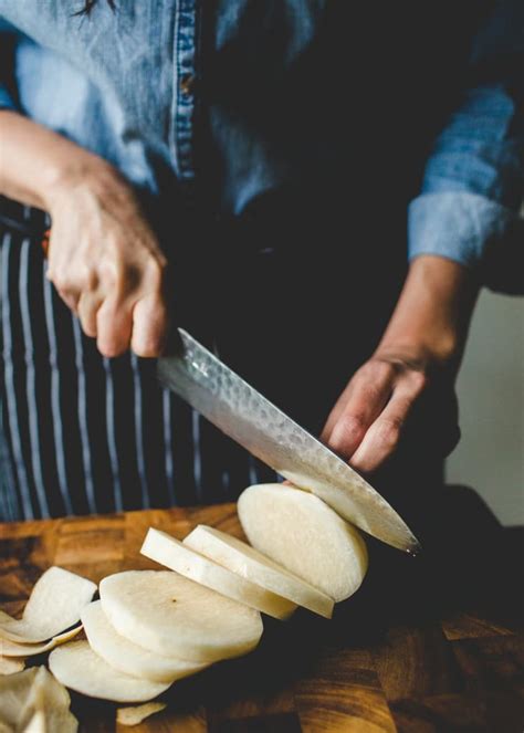 Slicing Jicama
