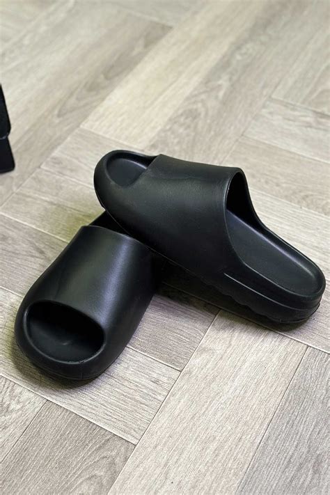 Slider Type Shoes