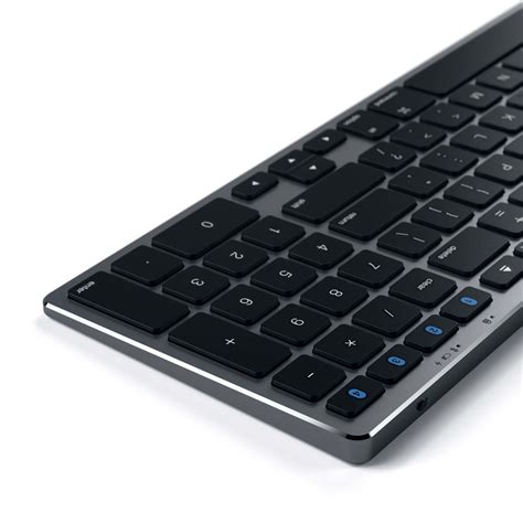 slim wireless keyboard with numeric keypad