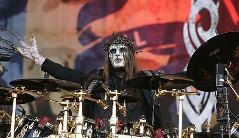 Slipknot founding drummer Joey Jordison dies at 46 - Editor 99