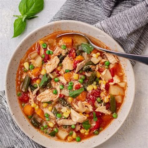 Slow Cooker Chicken Vegetable Tomato Soup