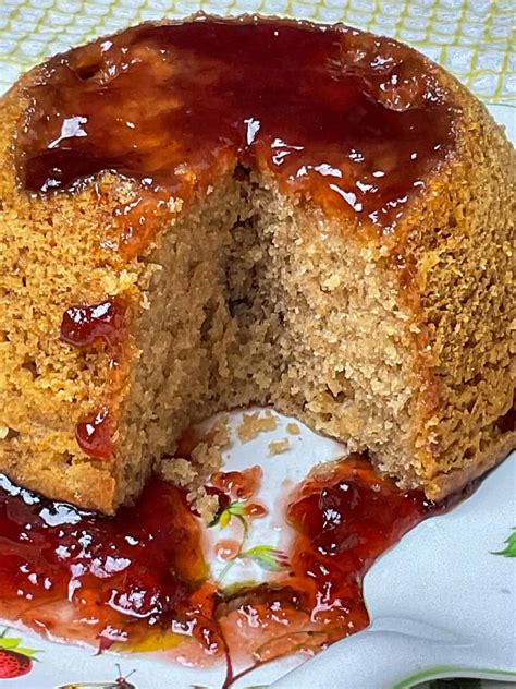 Slow Cooker Steamed Jam Pudding
