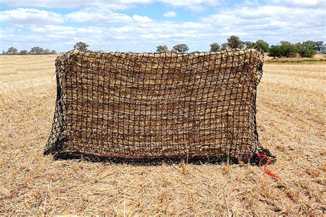 Slow Feed Square Bale Net