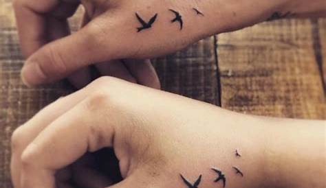 43 Fancy Birds Tattoos On Hand