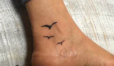 cute foot tattoo Foottattoos Small foot tattoos, Foot