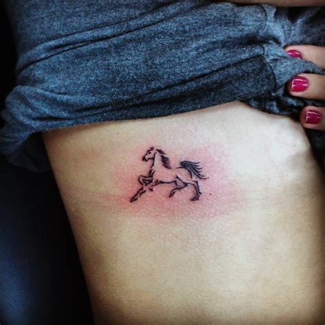+21 Small Horse Tattoos Designs Ideas