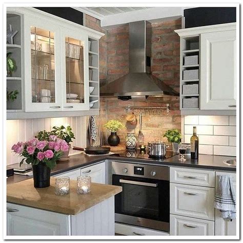 35 Excellent Small Kitchen Decor Ideas On A Budget