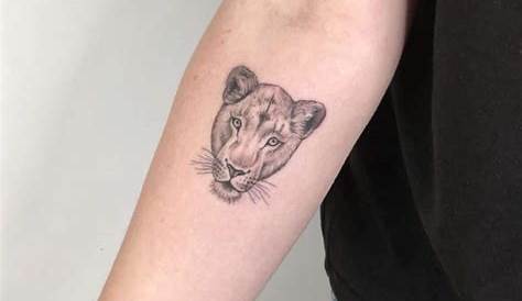 Small Lioness Tattoo With Crown Ace z