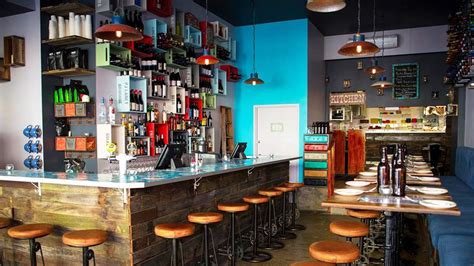 Small Bar Kitchen Kirribilli