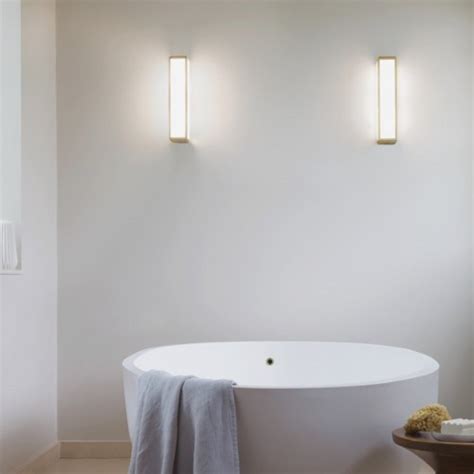 Small Bathroom Wall Light Fixtures