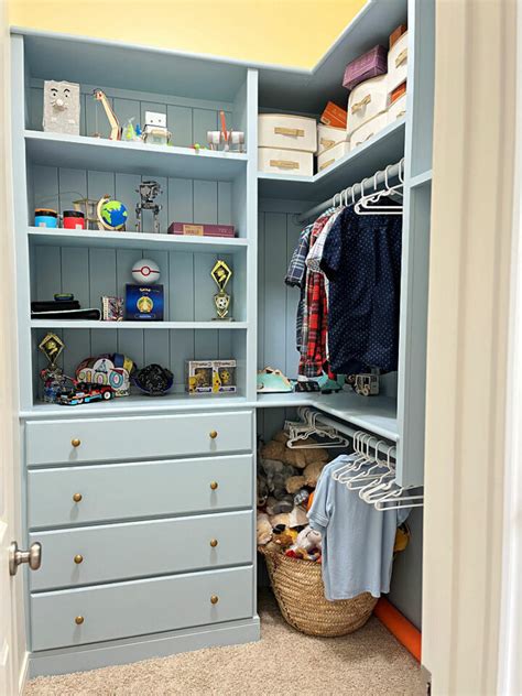Small Built In Closet