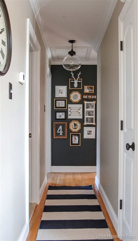 Small Hallway Wall Decor Ideas