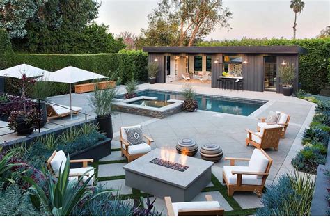 Small House With Backyard Pool