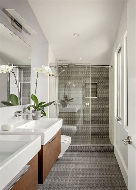 Small Narrow Bathroom Layout Ideas