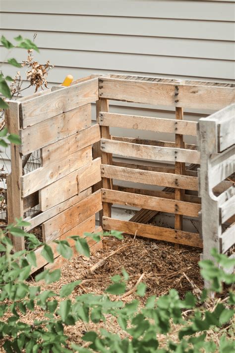 Small Pallet Compost Bin