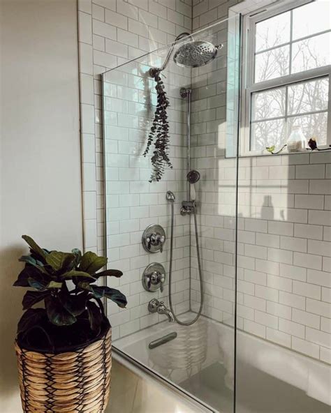 Small Shower With Tile