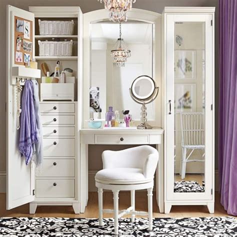 Small Vanity Unit Bedroom