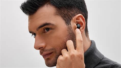 smallest earbuds 2024