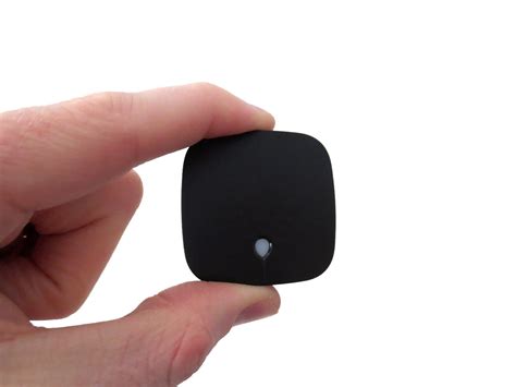 smallest gps tracker uk