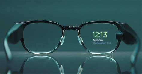 Smart Eyeglass Lens