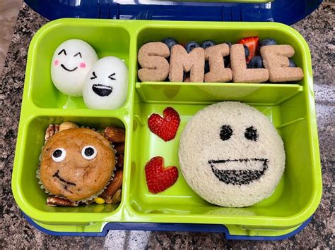 Round Smiley Face Soft Lunch Box (With images) Childrens lunch bags