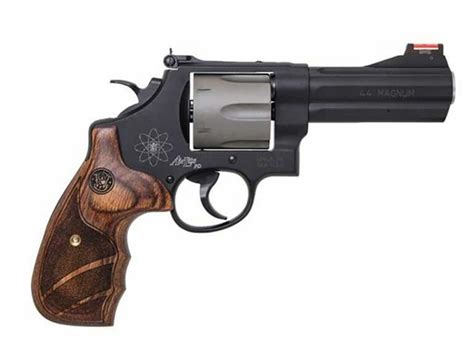 Smith & Wesson 329Pd