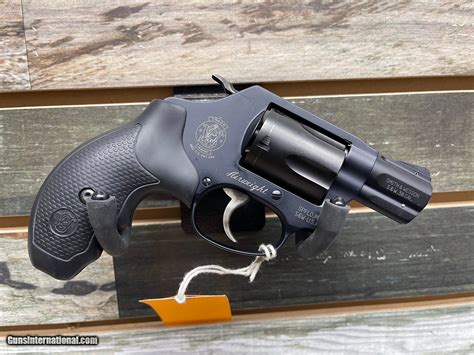 Smith & Wesson M360