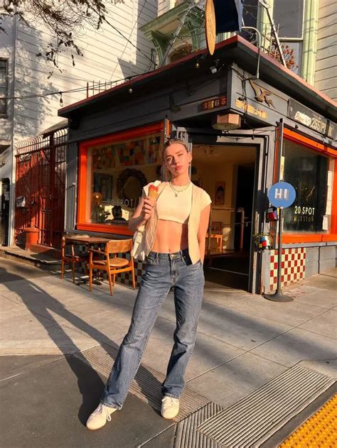 smith onlyfans halli