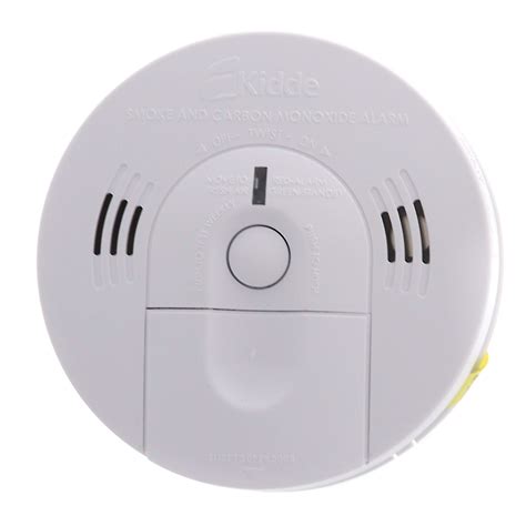 smoke detector red flashing light