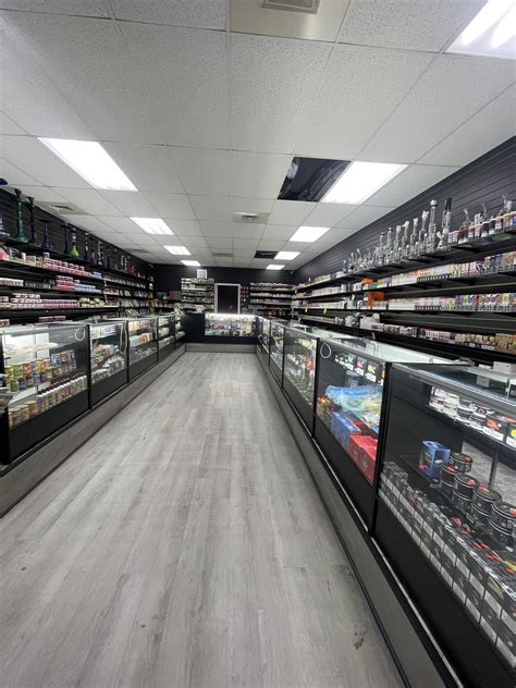 Smokers World Laurel Ms