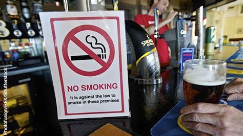 smoking ban in pubs uk