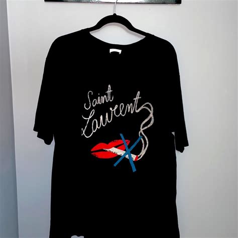 Smoking Lips Tshirt