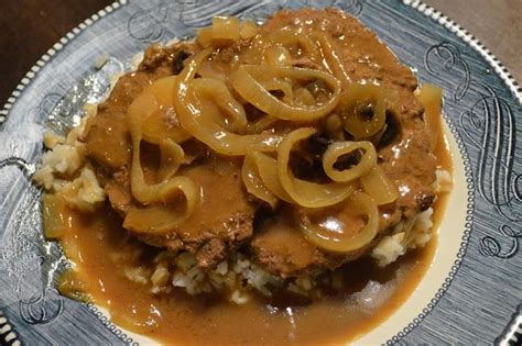 smothered steak tips recipe