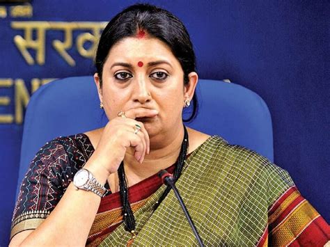 smriti irani minister news