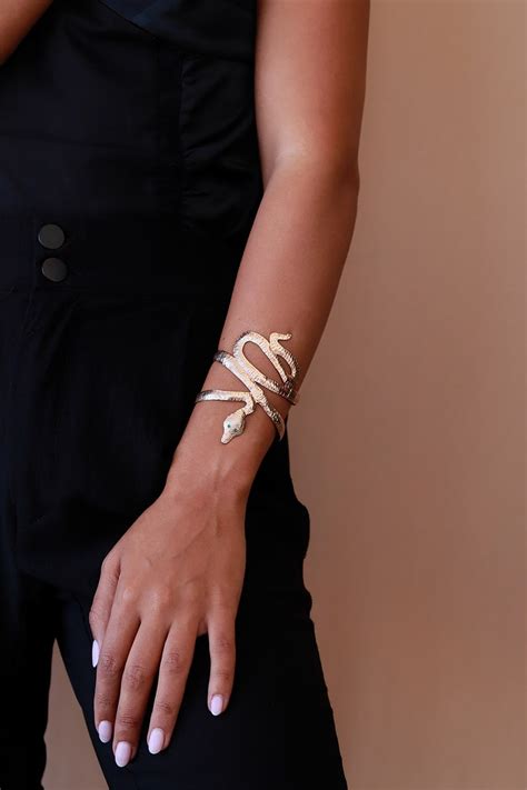 Snake Arm Cuff Gold