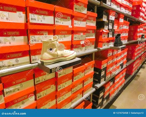 sneakers shop in usa outlet