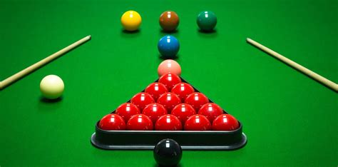 snooker cue and ball