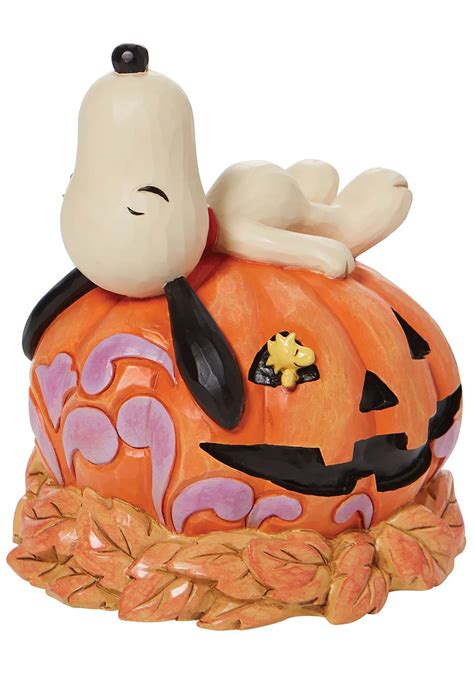 Snoopy Laying On Pumpkin