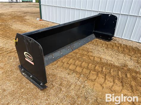 Snow Pusher Quick Attach