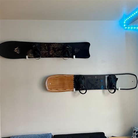 Snowboard Accent Wall