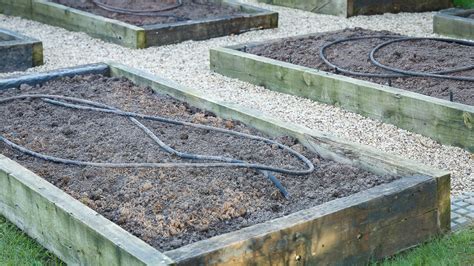 Soaker Hose Layout Raised Bed