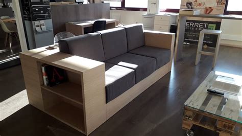 Sofa Con Cajones De Madera