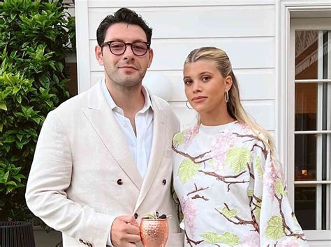 7+ Sofia Richie Wedding Cake