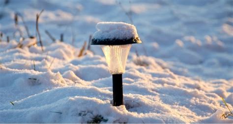 Solcellslampa Vinter