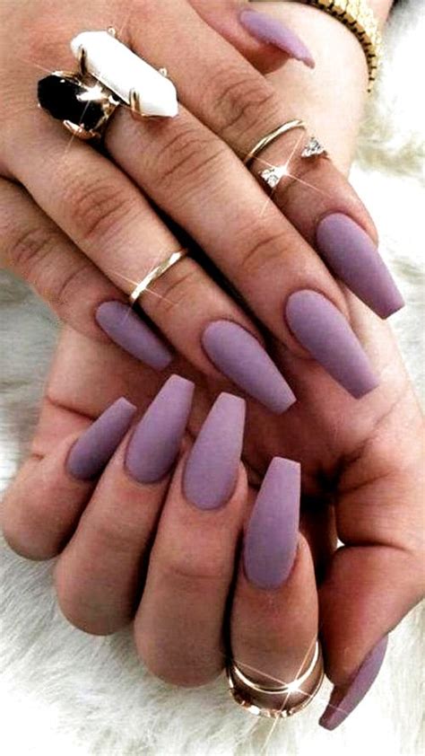 Stunning Solid Nail Designs to Elevate Your Look