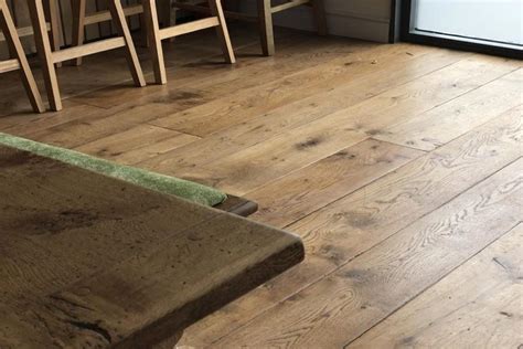 Solid Oak Floorboards 220mmx22mm Wide Untreated Unfinished Square Edge